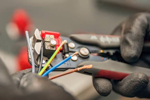 Best Electric Panel Repair  in Stanfield, OR